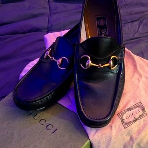 Gucci Black Leather Loafers with Gold Hardware
